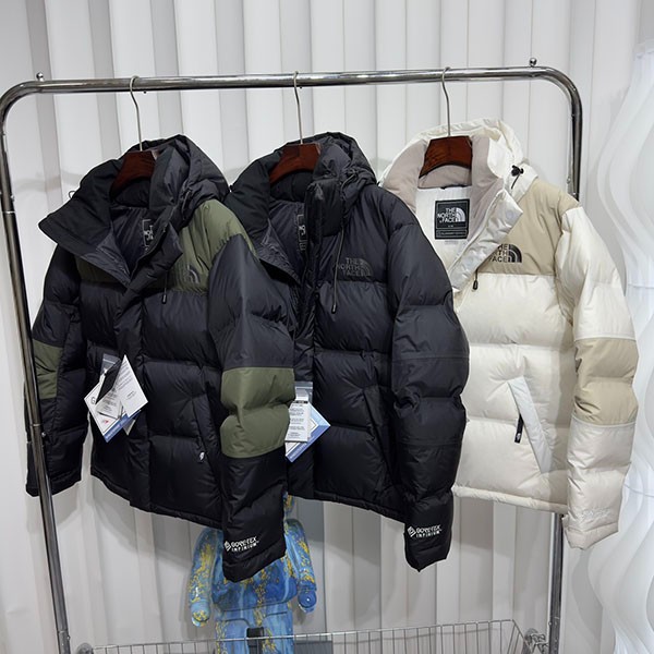 ノースフェイス サミット プロ ダウン ジャケット 偽物 SUMMIT PRO DOWN JACKET 3色 NJ1DM94A